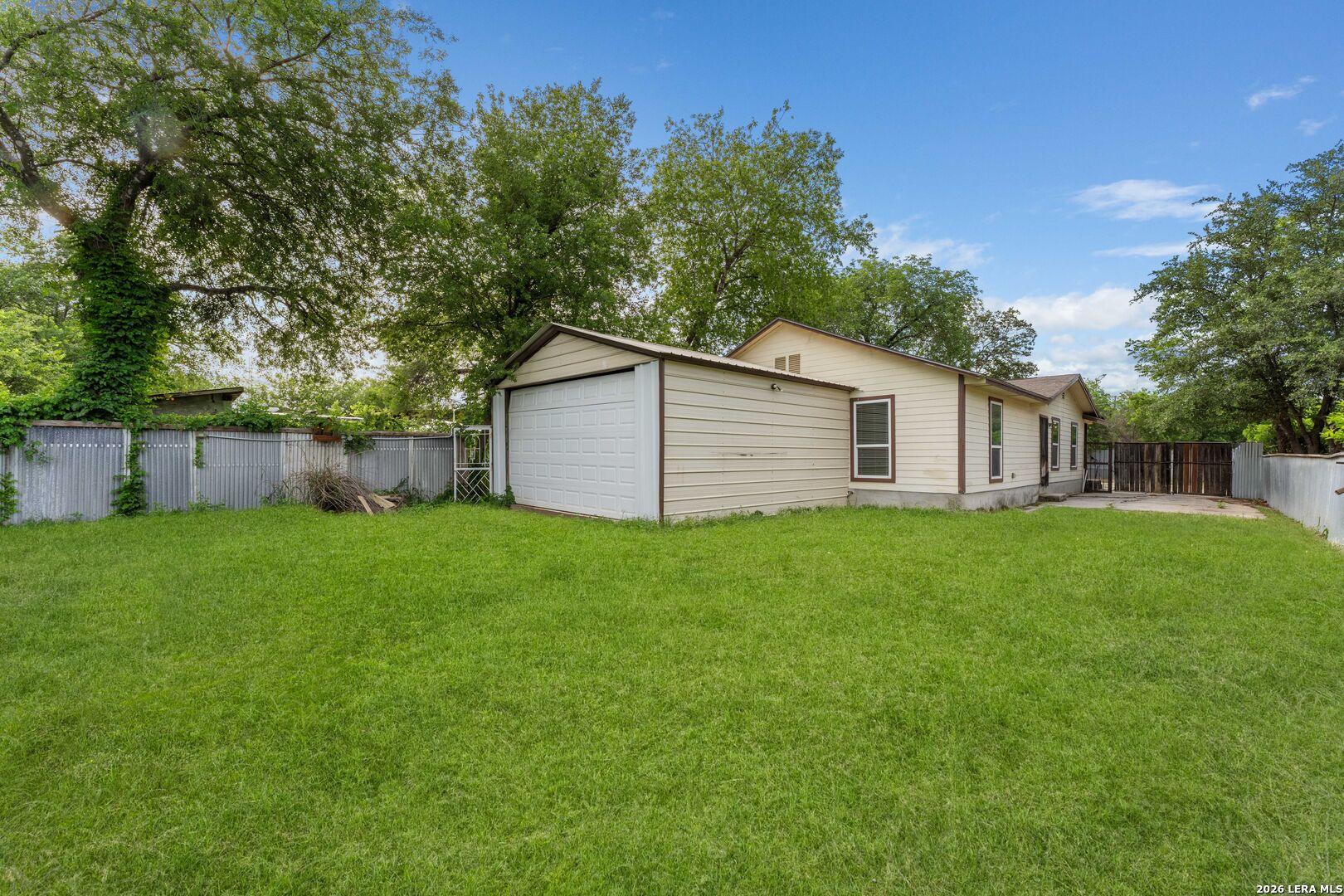 2114 Fitch San Antonio TX 78211