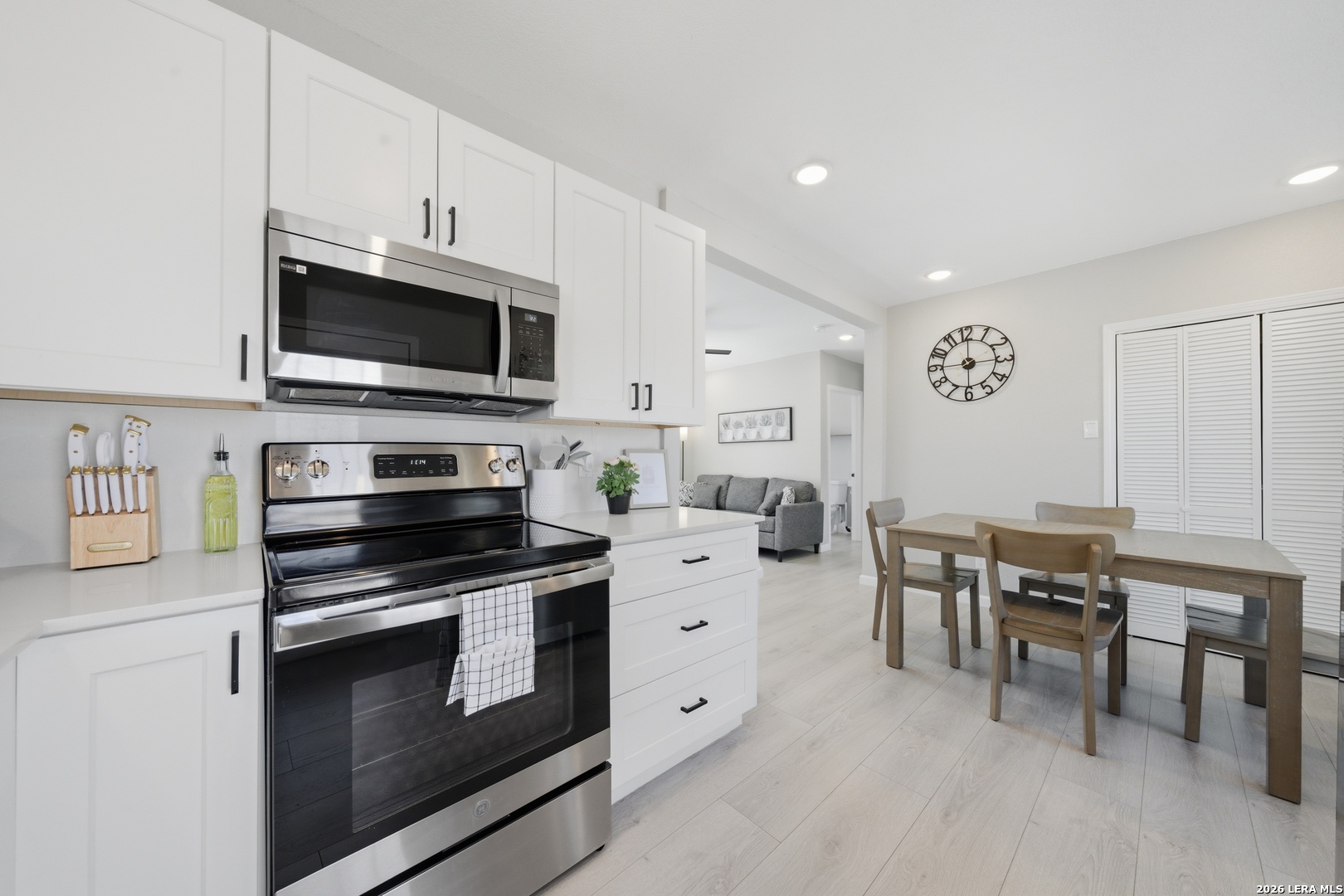 2819 S Pine Street San Antonio TX 78210