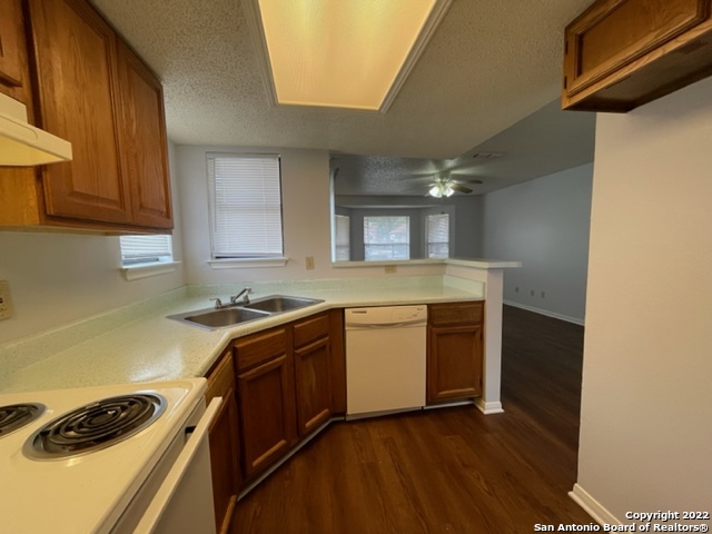 6302 Bostonian San Antonio TX 78218