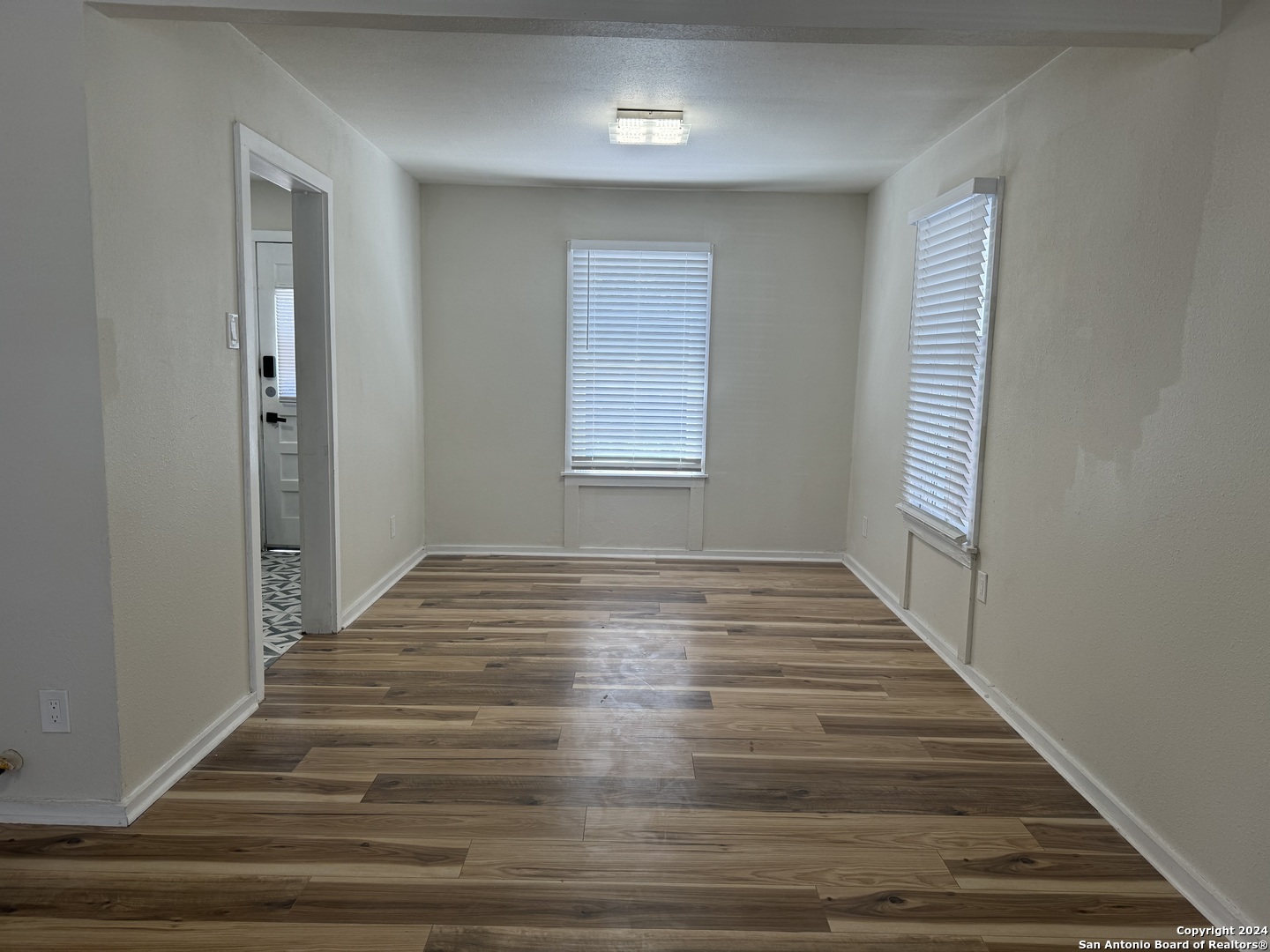 922 Mcilvaine San Antonio TX 78201