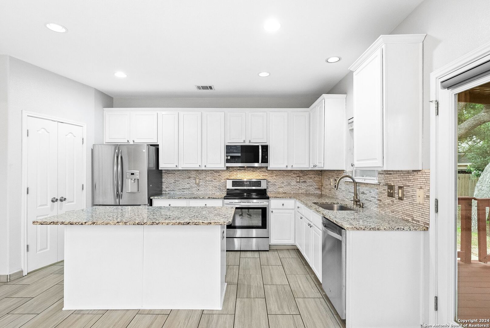 22853 San Saba Bluff San Antonio TX 78258