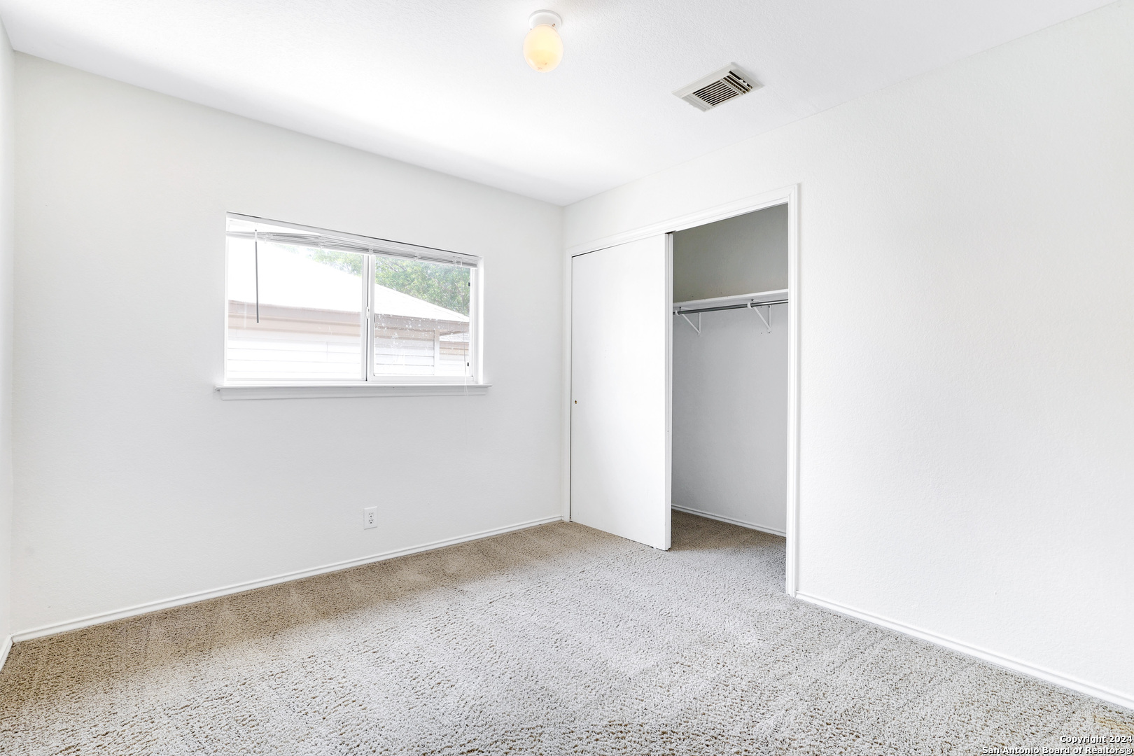 10106 Amber Flora Drive San Antonio TX 78251