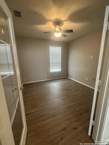 10811 Yaupon Holly Helotes TX 78023