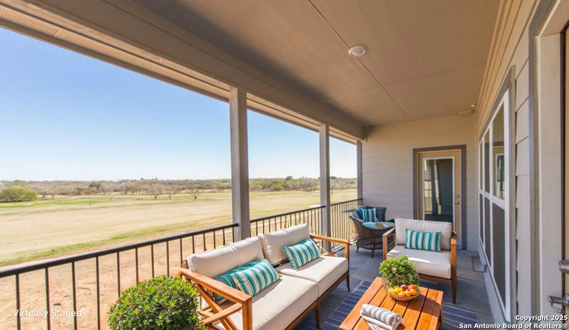 120 Grand View Floresville TX 78114