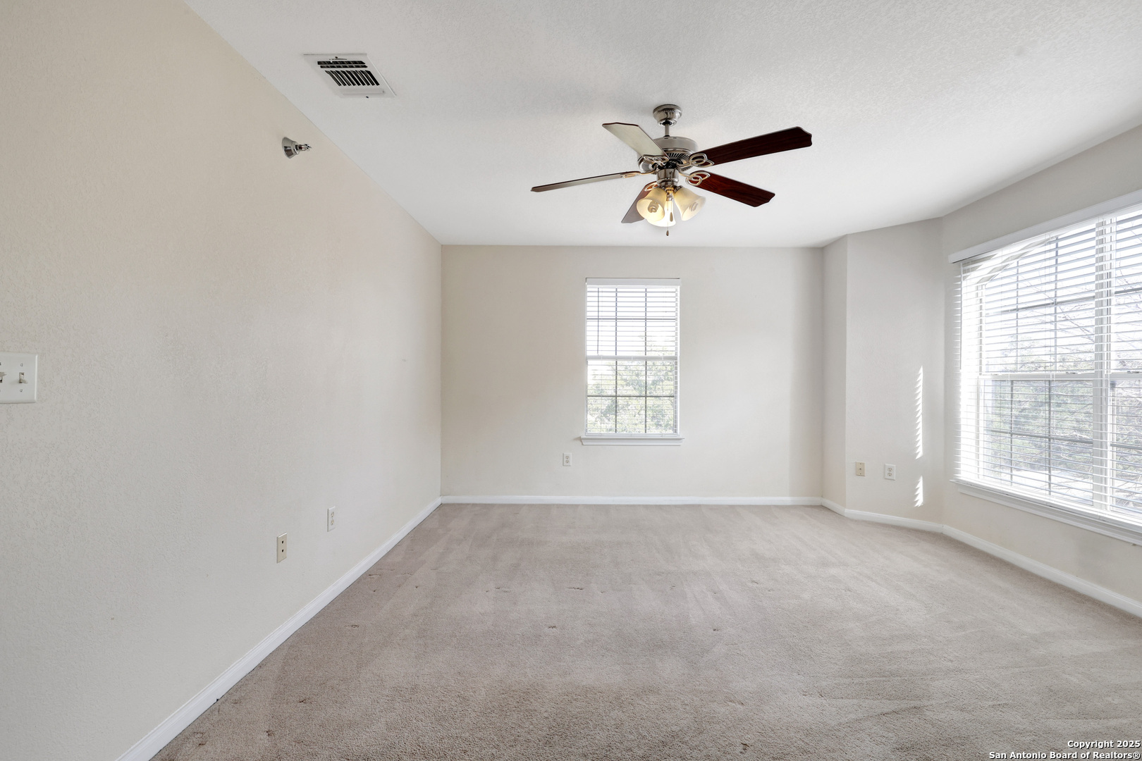 7323 Snowden Road San Antonio TX 78240