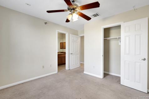 7323 Snowden Road San Antonio TX 78240