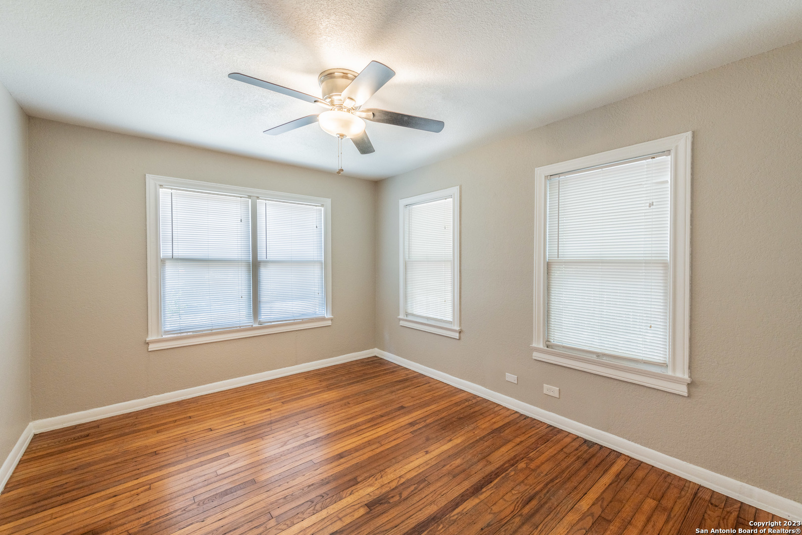 217 Natalen Avenue San Antonio TX 78209