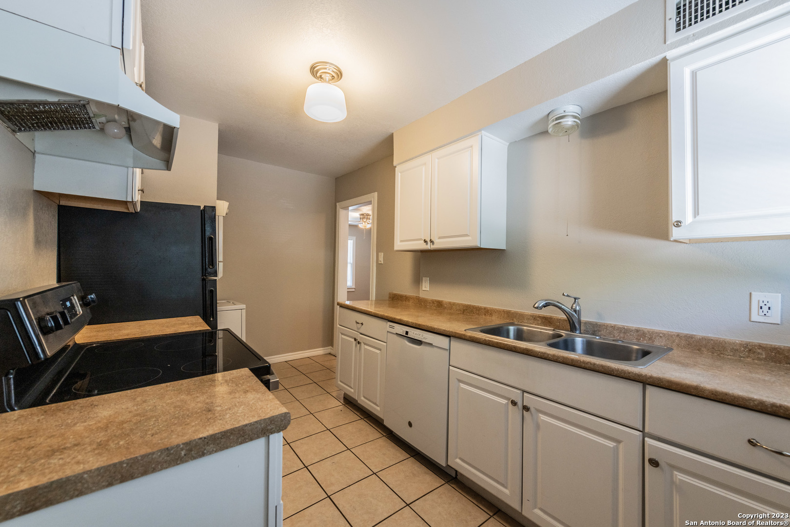 217 Natalen Avenue San Antonio TX 78209