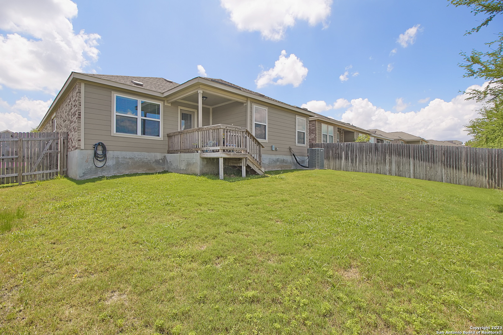 230 Holland Park Schertz TX 78108