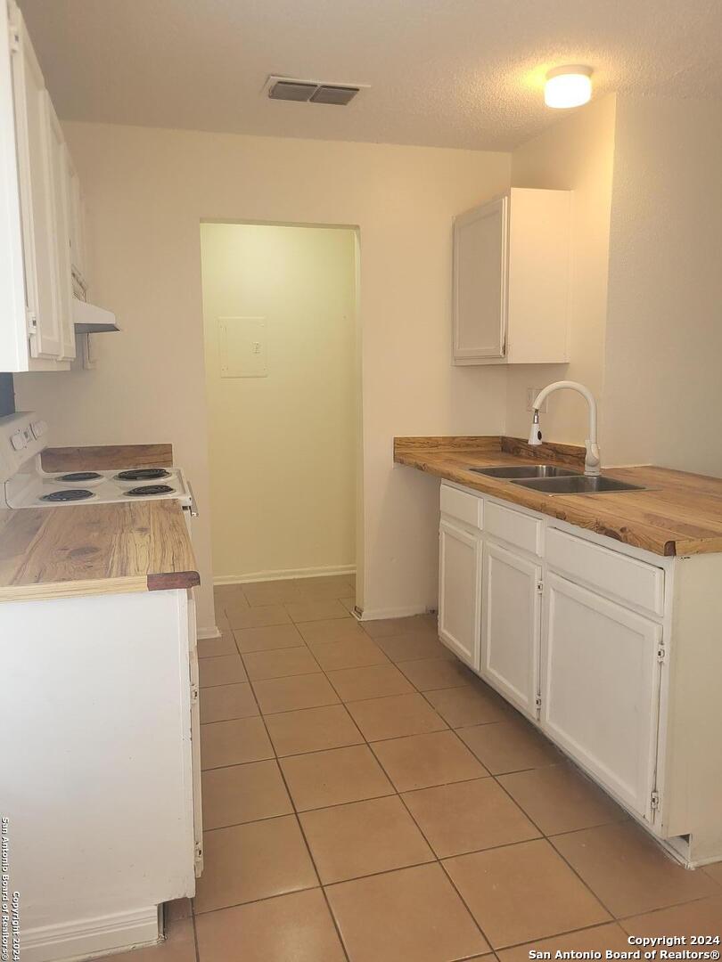 6915 Ashbrook San Antonio TX 78239