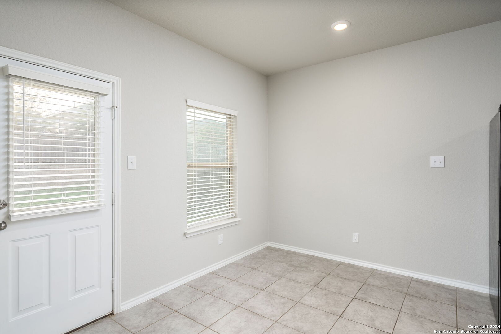140 Hunters Spring San Antonio TX 78253