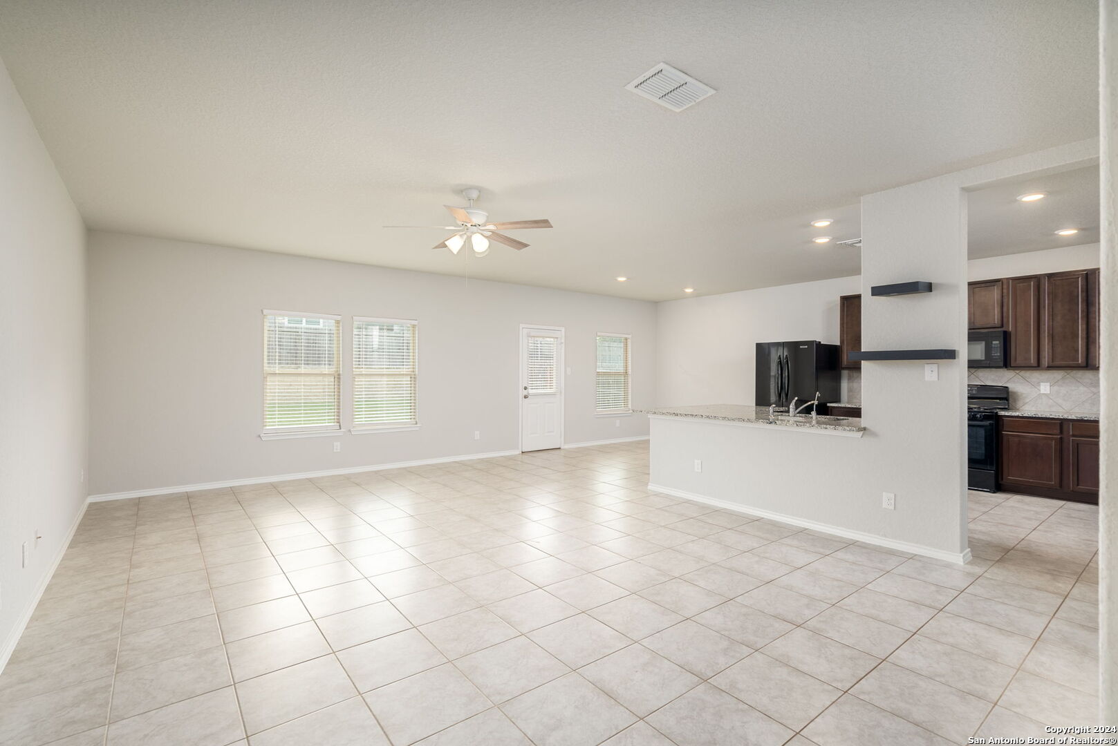 140 Hunters Spring San Antonio TX 78253