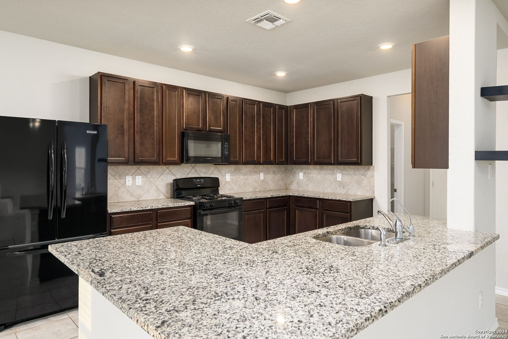140 Hunters Spring San Antonio TX 78253
