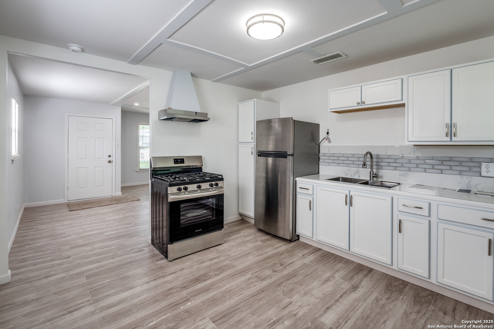 326 Sublett Drive San Antonio TX 78223