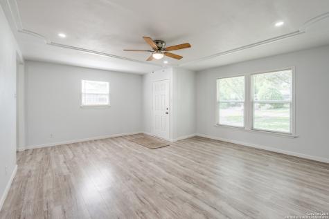 326 Sublett Drive San Antonio TX 78223