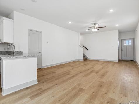 10203 Tulipwood Run San Antonio TX 78252