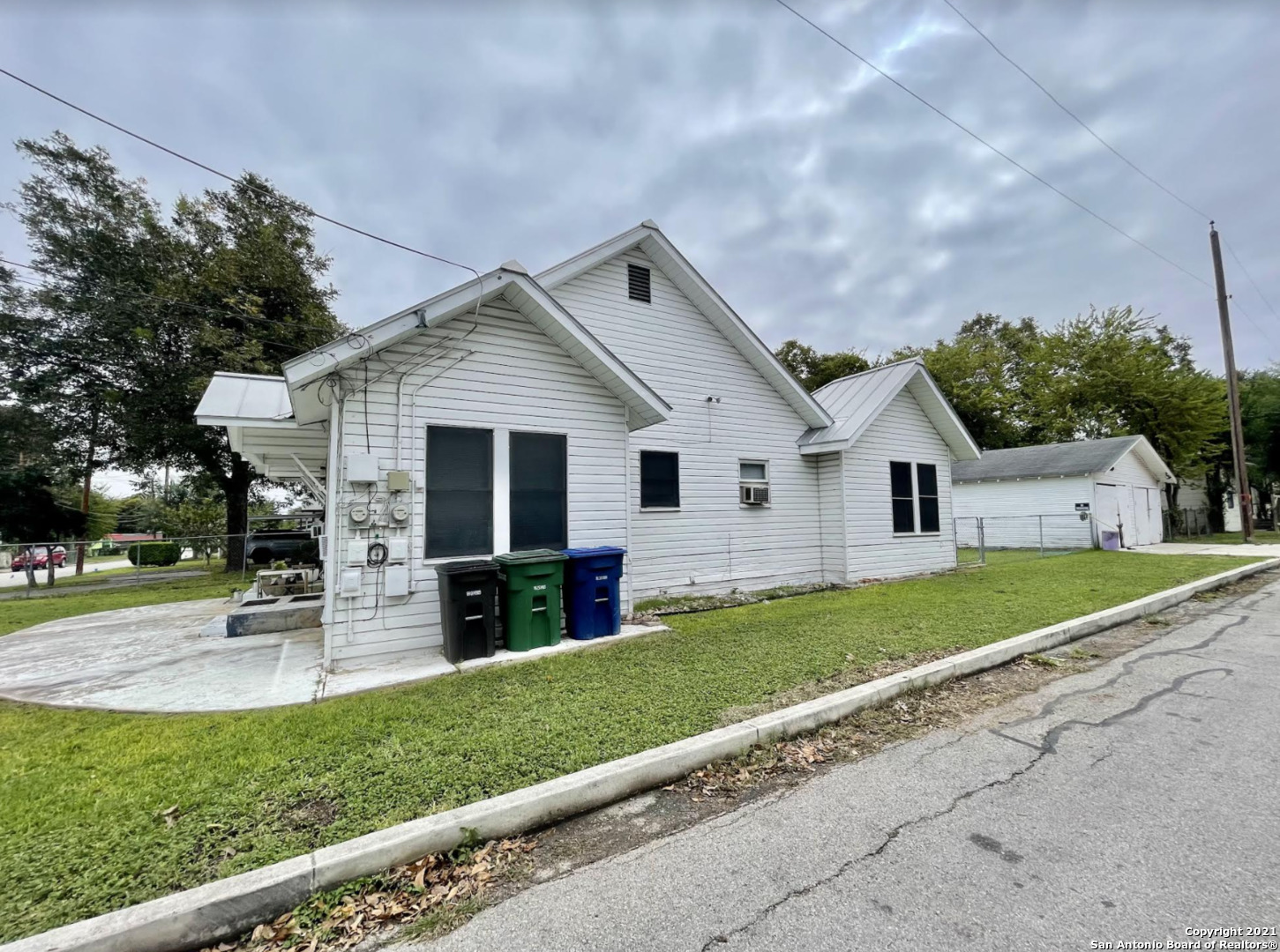 1930 W Hermosa San Antonio TX 78201