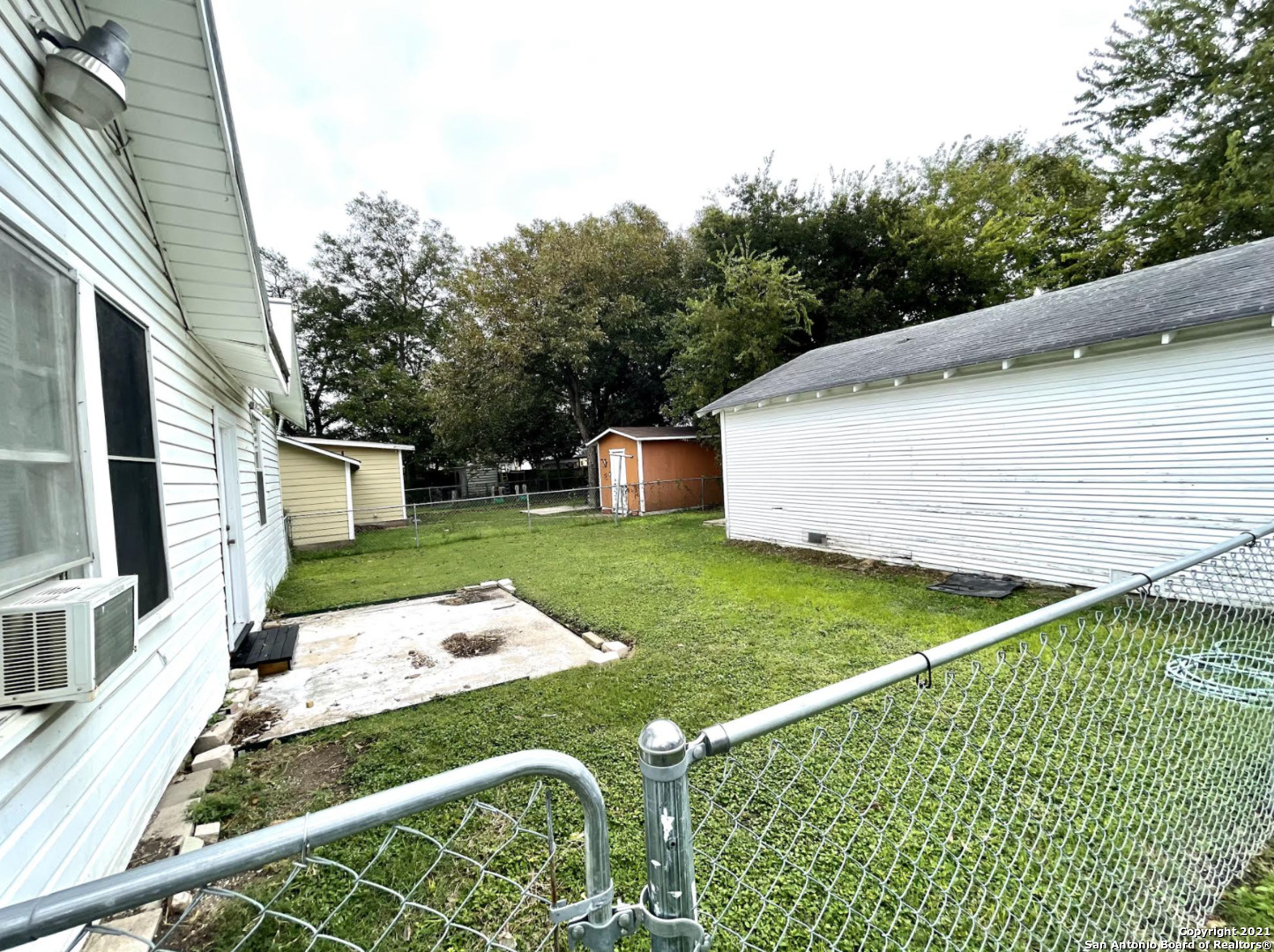 1930 W Hermosa San Antonio TX 78201