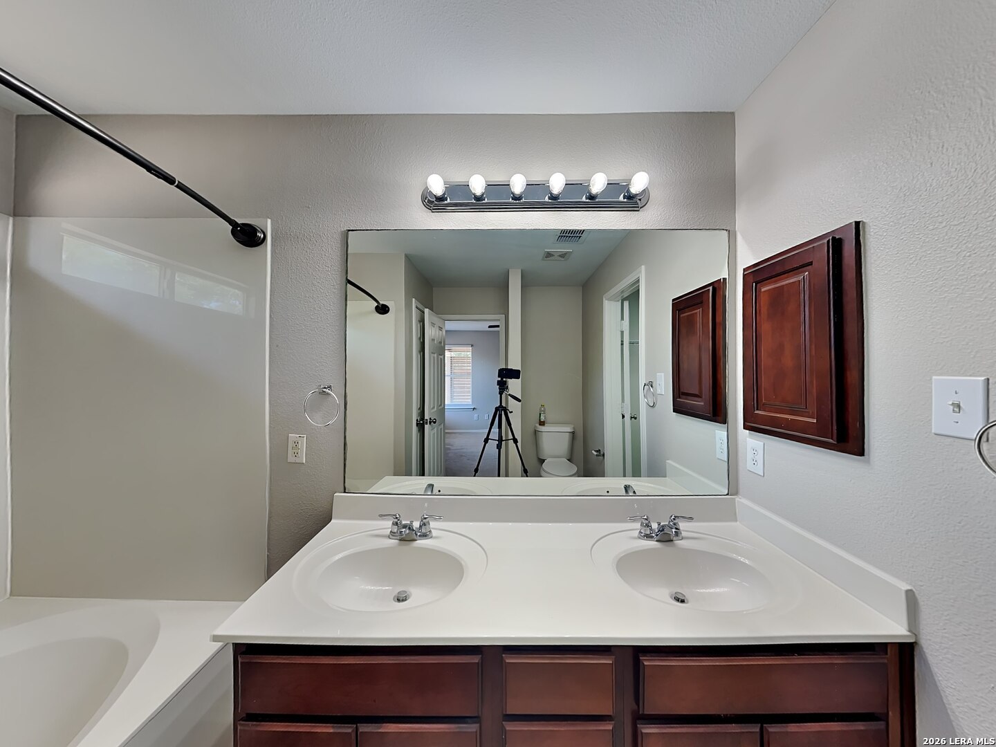 231 Cardinal Way San Antonio TX 78253