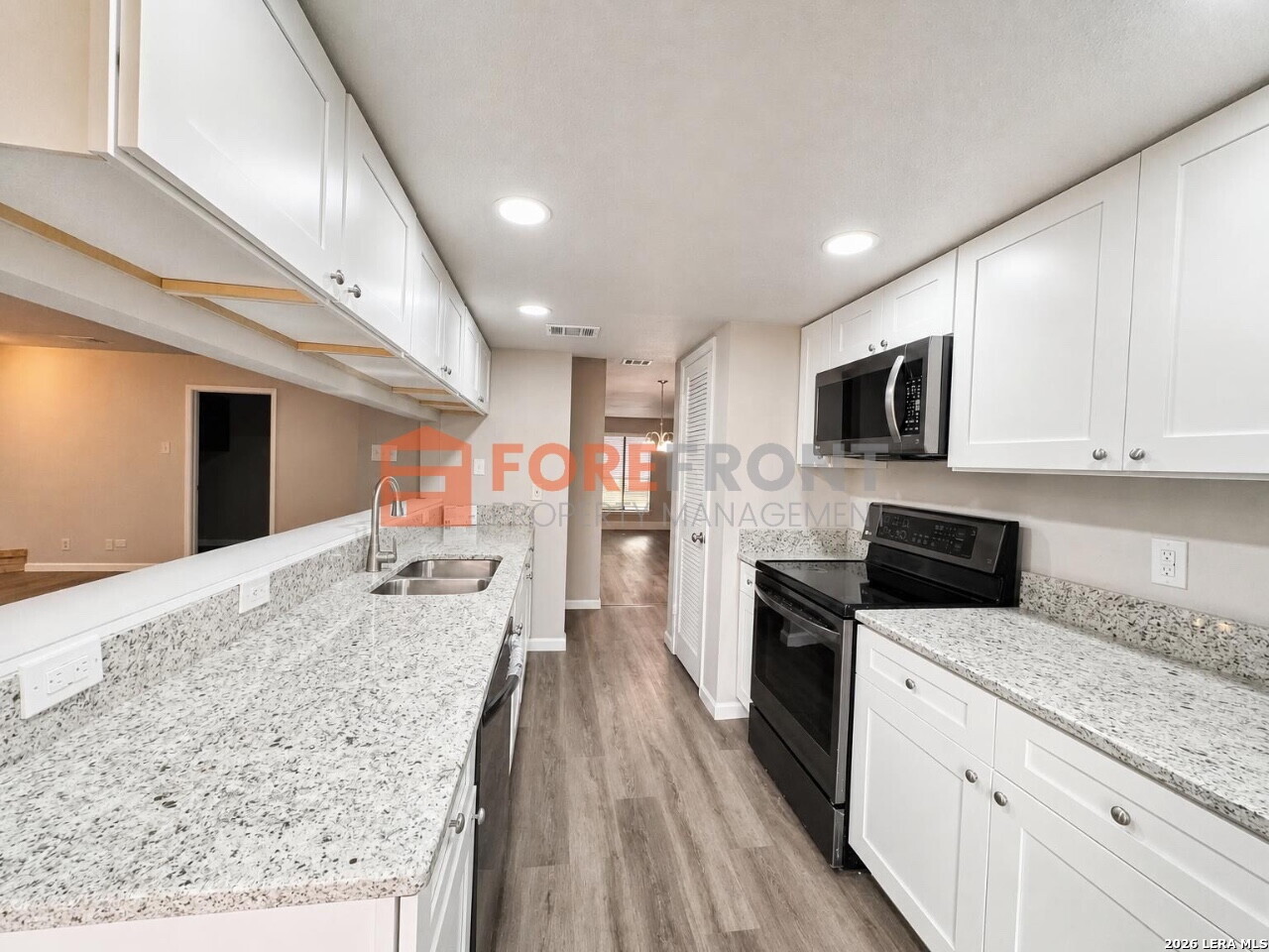 1100 S Ellison San Antonio TX 78245