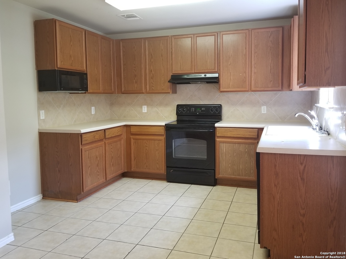 5123 Fountain Hill San Antonio TX 78244