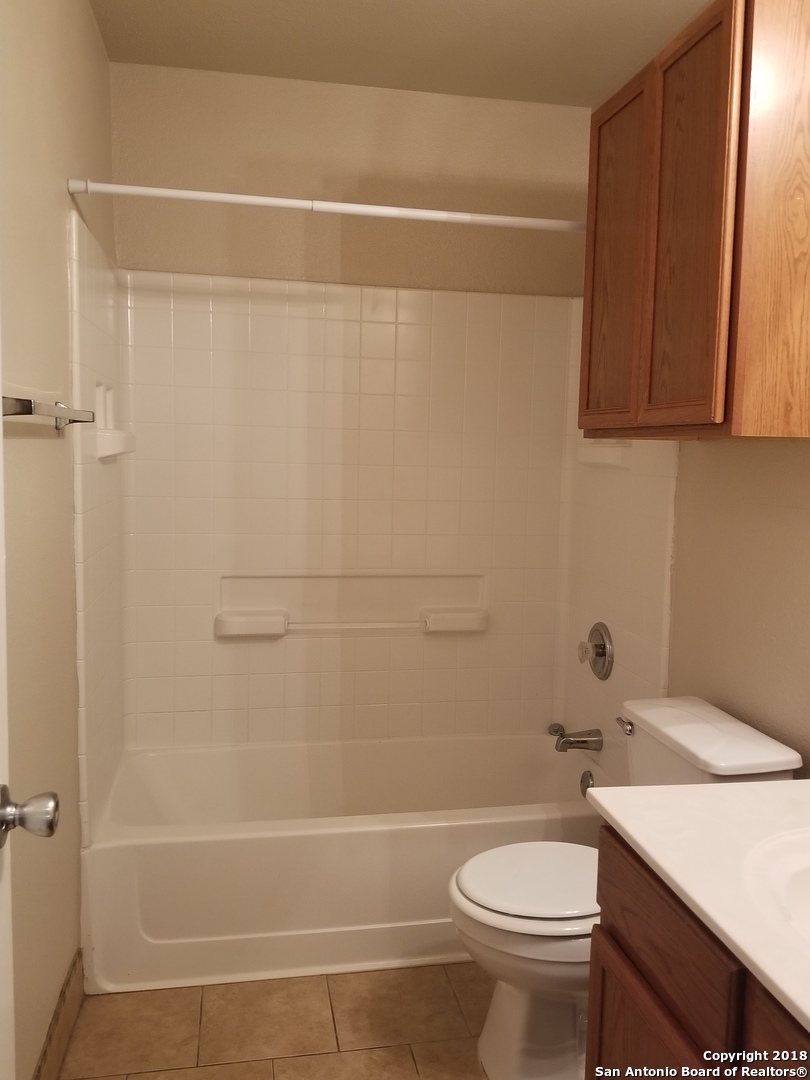 5123 Fountain Hill San Antonio TX 78244