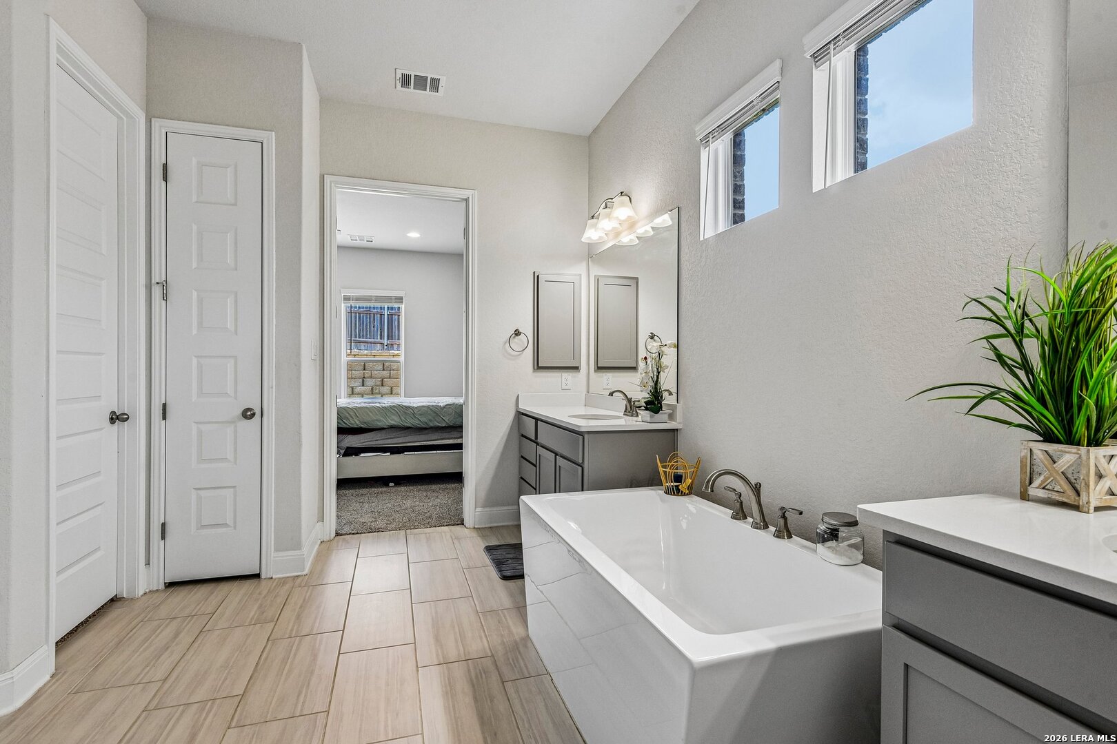 1136 Aidenbaum San Antonio TX 78260