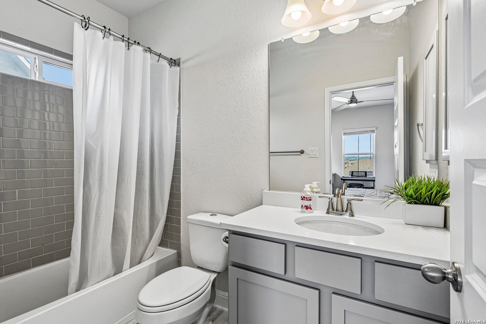 1136 Aidenbaum San Antonio TX 78260