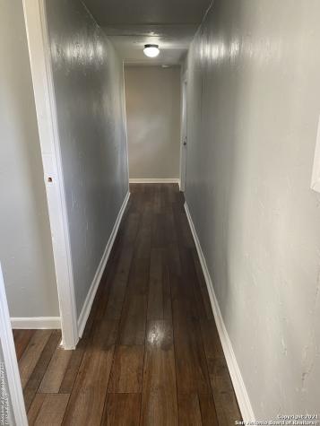 907 Evergreen Jourdanton TX 78026