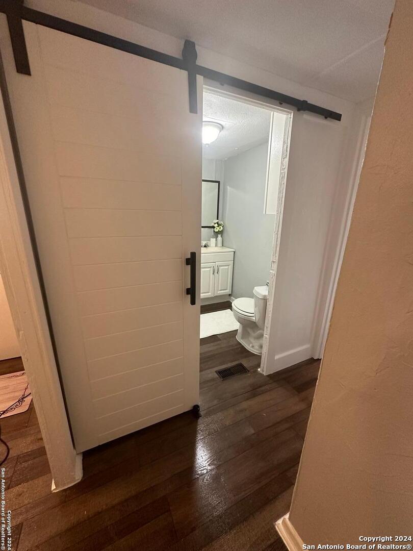 907 Evergreen Jourdanton TX 78026
