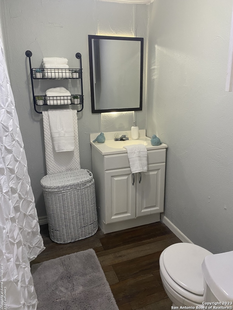 907 Evergreen Jourdanton TX 78026