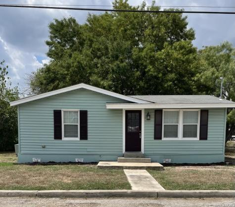 202 W Langley Boulevard Universal City TX 78148