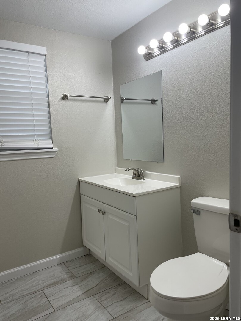 202 W Langley Boulevard Universal City TX 78148