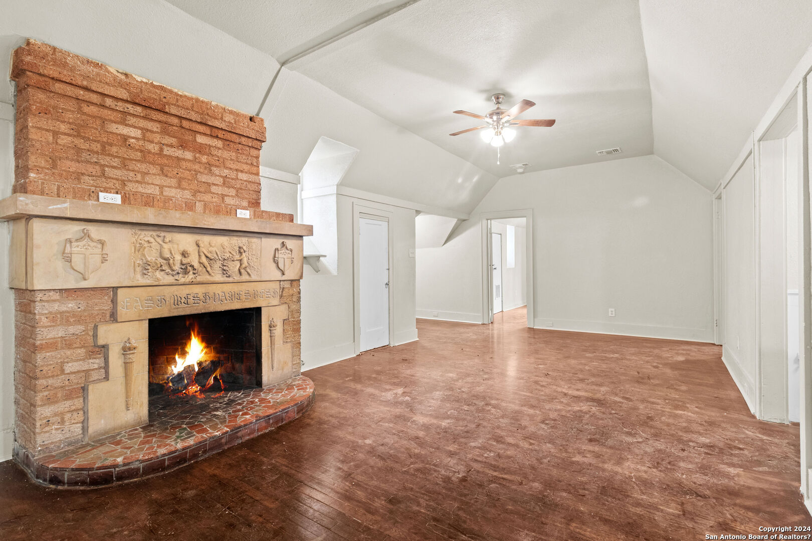 1618 W Kings Highway San Antonio TX 78201