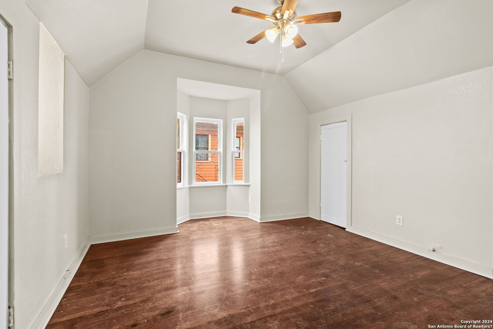1618 W Kings Highway San Antonio TX 78201