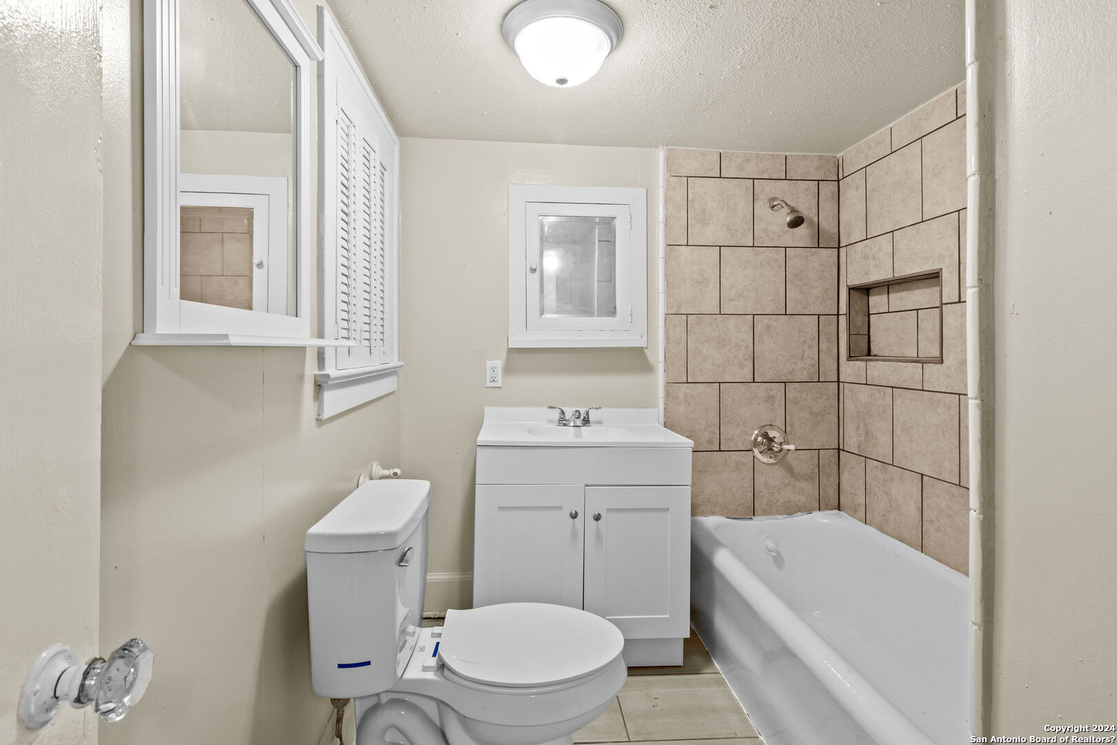 1618 W Kings Highway San Antonio TX 78201