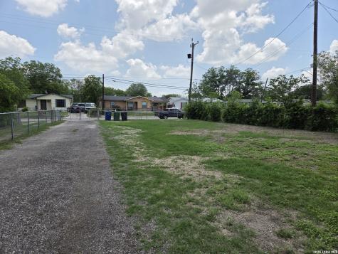 727 Menefee Boulevard San Antonio TX 78237
