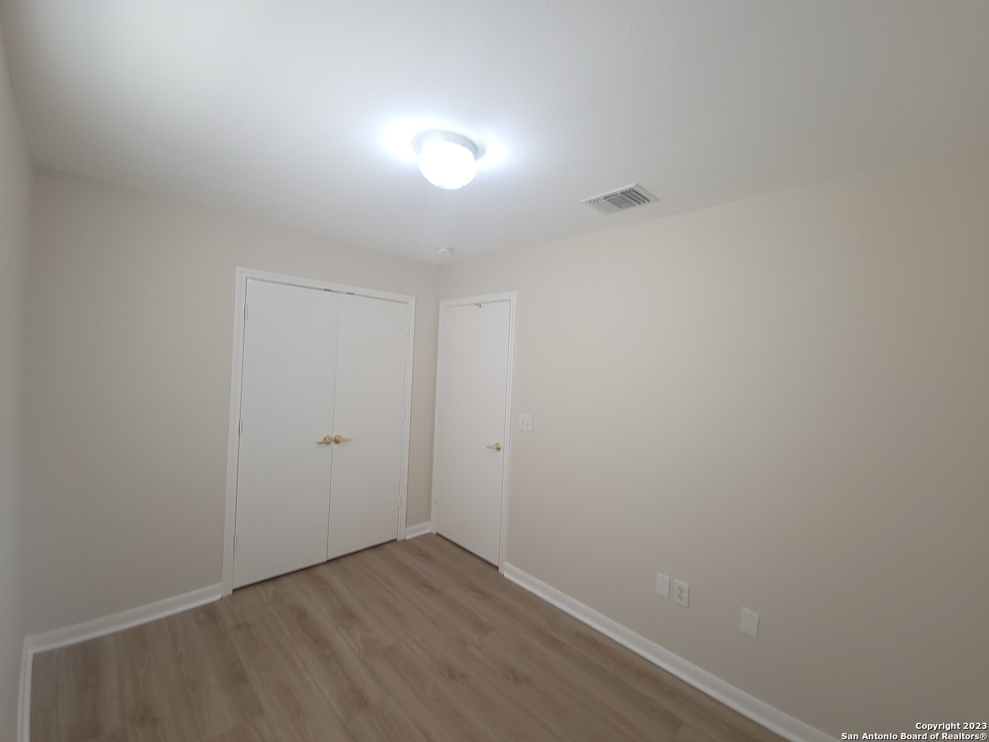 10527 Hunters Pond San Antonio TX 78224