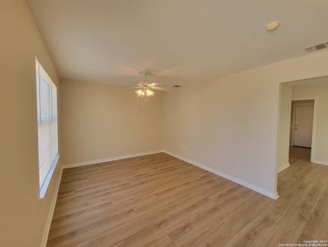 10527 Hunters Pond San Antonio TX 78224