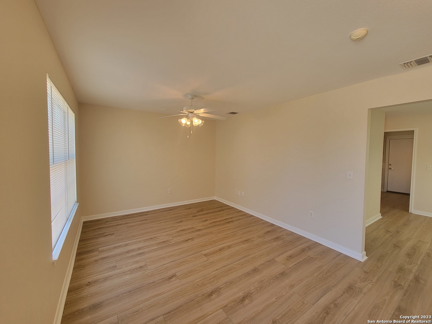 10527 Hunters Pond San Antonio TX 78224