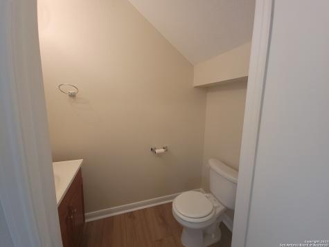 10527 Hunters Pond San Antonio TX 78224