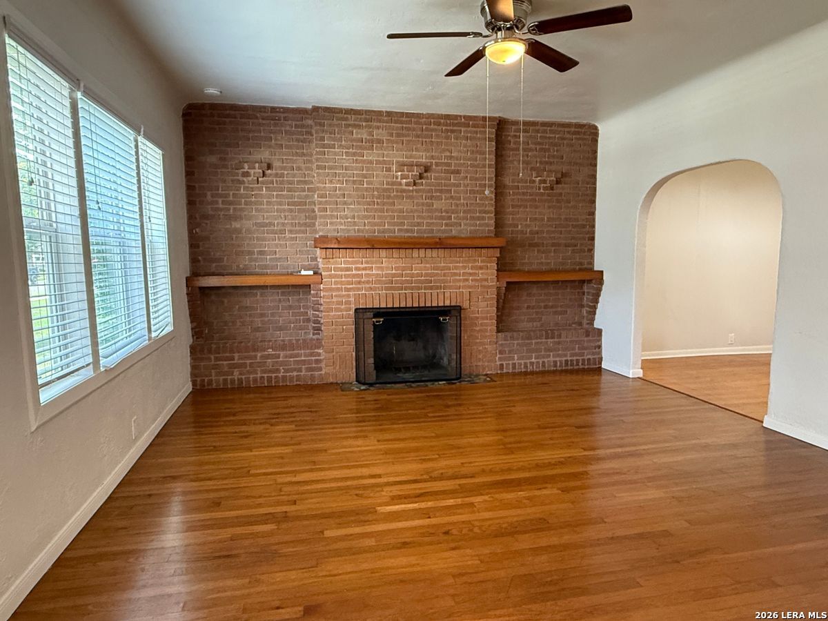 1910 Mckinley Avenue San Antonio TX 78210