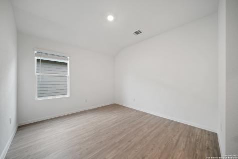 9105 Navarro Vista Seguin TX 78155