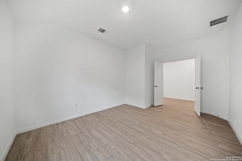 9105 Navarro Vista Seguin TX 78155