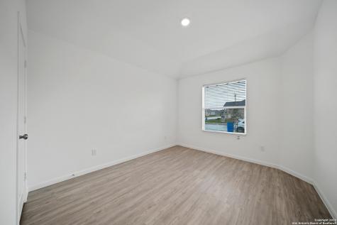 9105 Navarro Vista Seguin TX 78155