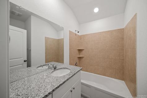 9105 Navarro Vista Seguin TX 78155