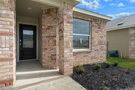 9105 Navarro Vista Seguin TX 78155