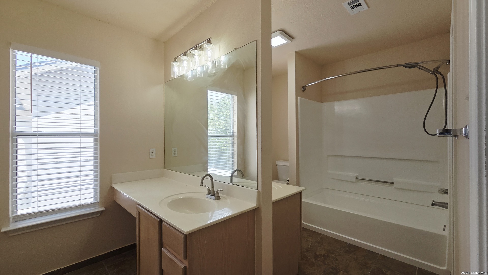 402 Empresario San Antonio TX 78253