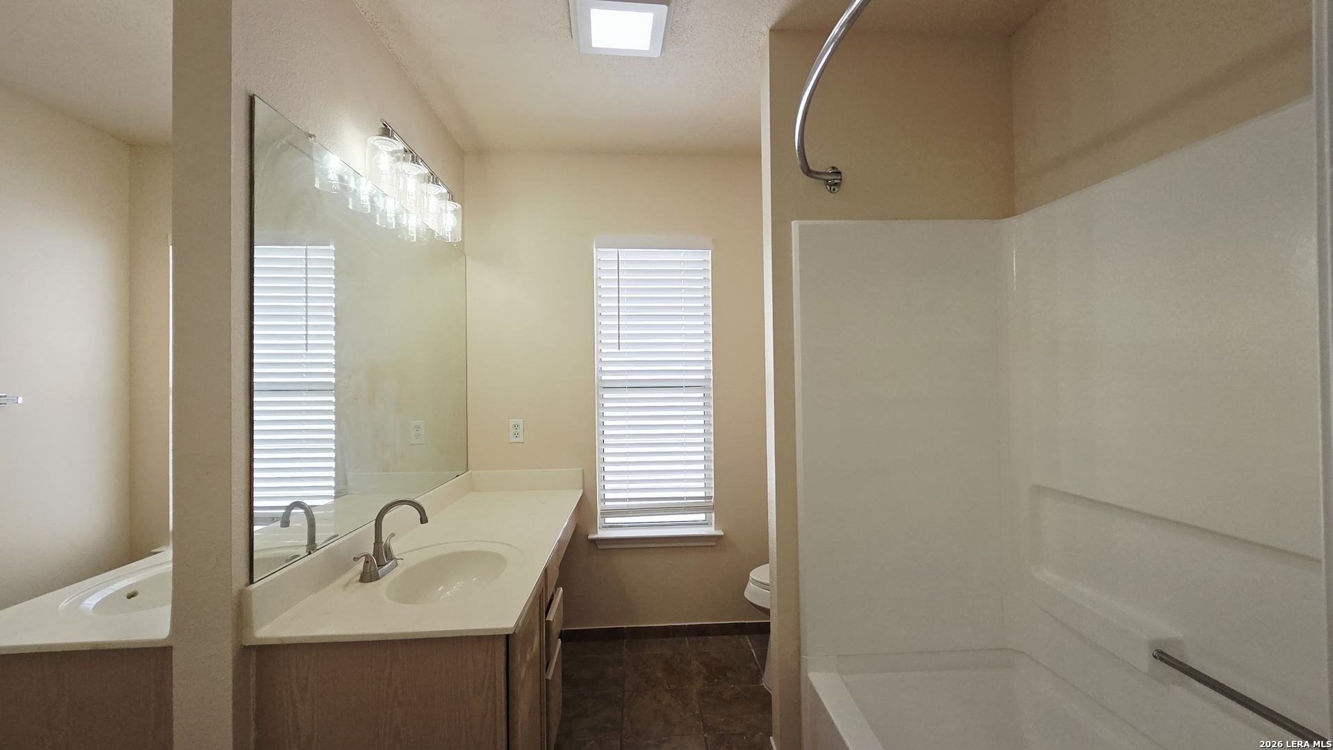 402 Empresario San Antonio TX 78253