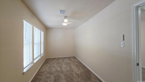 402 Empresario San Antonio TX 78253